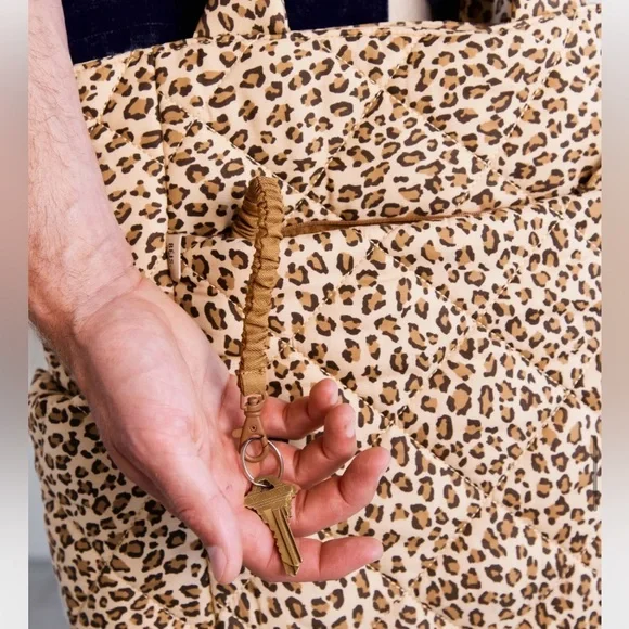 Beis x Elsa (sold out online) The Backpack Tote in Wild Child - Picture 9 of 12